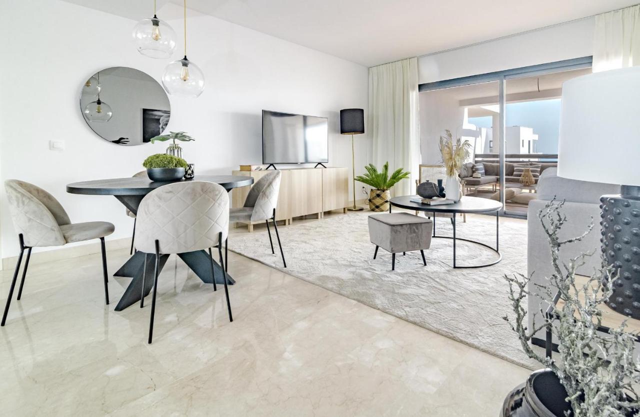 Djc - Modern 2 Bedroom Apartment Close To Beach Casares Bagian luar foto